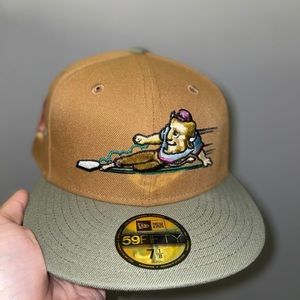 Myfitteds Buffalo bison sliding logo size 7 1/8 brand new sold out